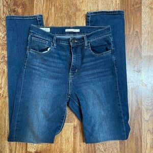 Levi's 724 High Rise Straight 28x32